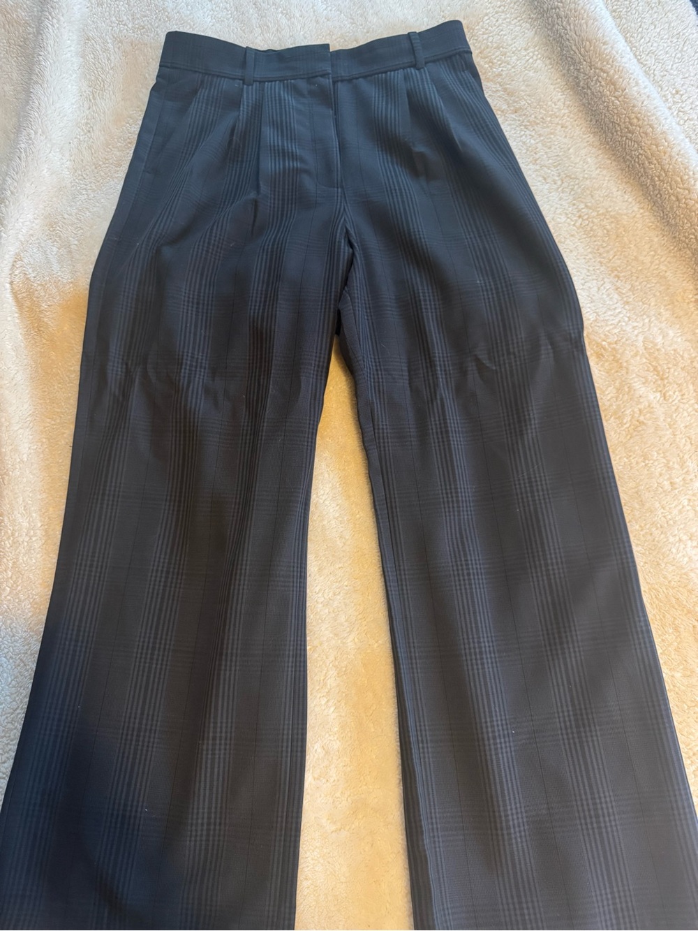 Abercrombie & Fitch Women’s Navy Plaid Wide-Leg Dress Pants